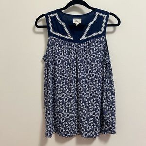 Levi’s Navy Blue Cute Tank Top with Embroidery Detail Size Medium
